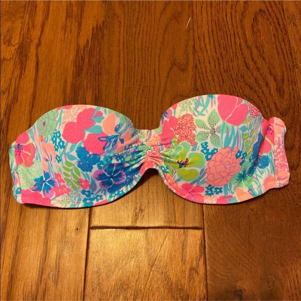 Victoria’s Secret swim